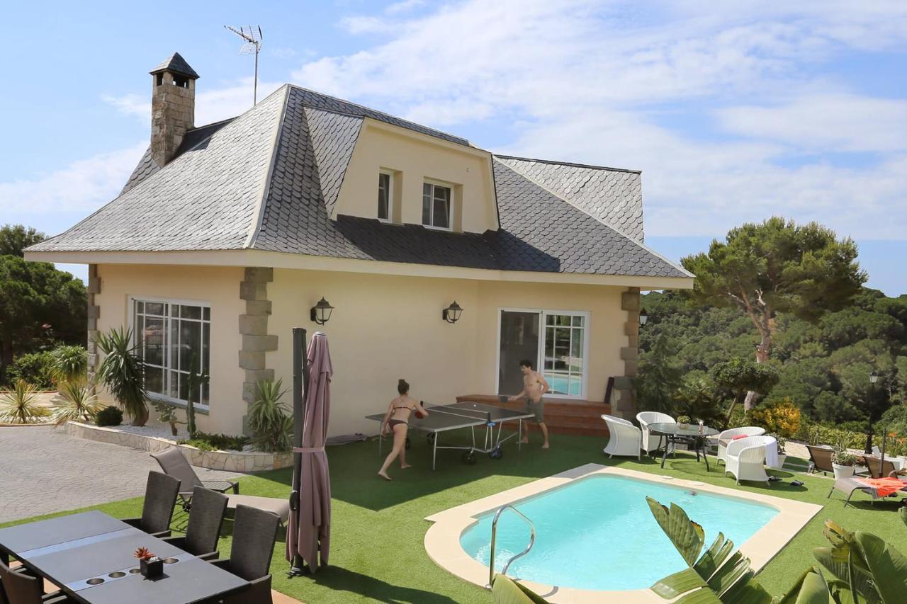 Homestay Villa Estrella - Costa Brava Calella Dış mekan fotoğraf