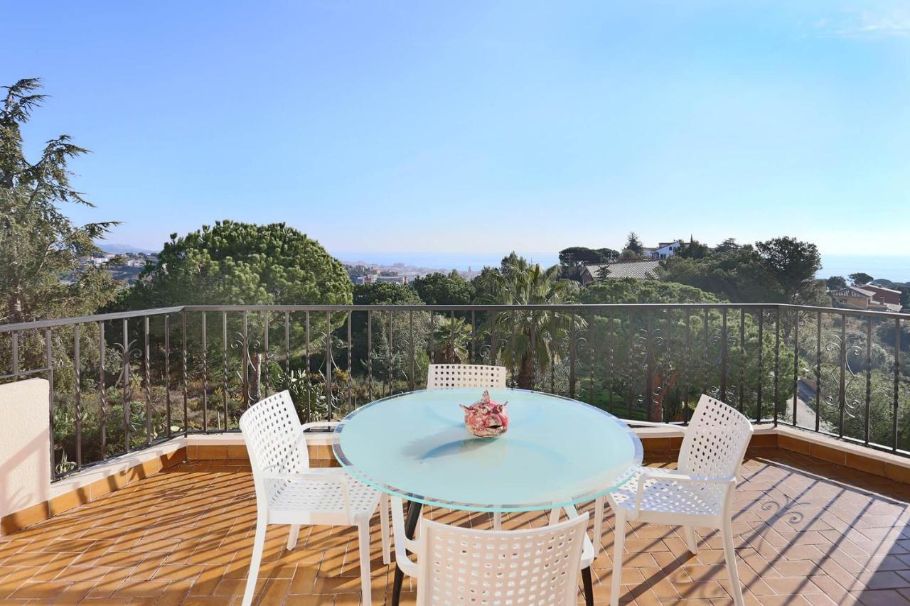 Homestay Villa Estrella - Costa Brava Calella Dış mekan fotoğraf