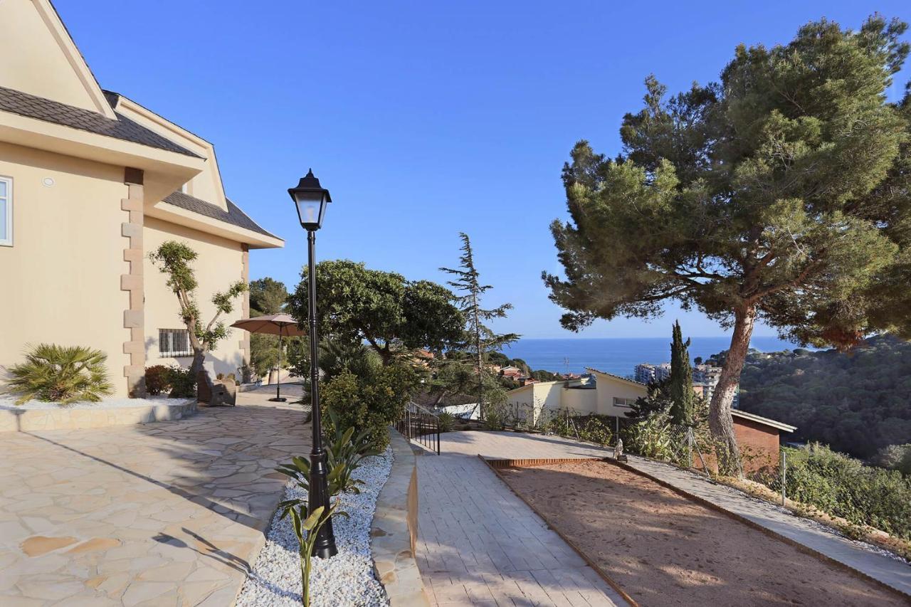 Homestay Villa Estrella - Costa Brava Calella Dış mekan fotoğraf